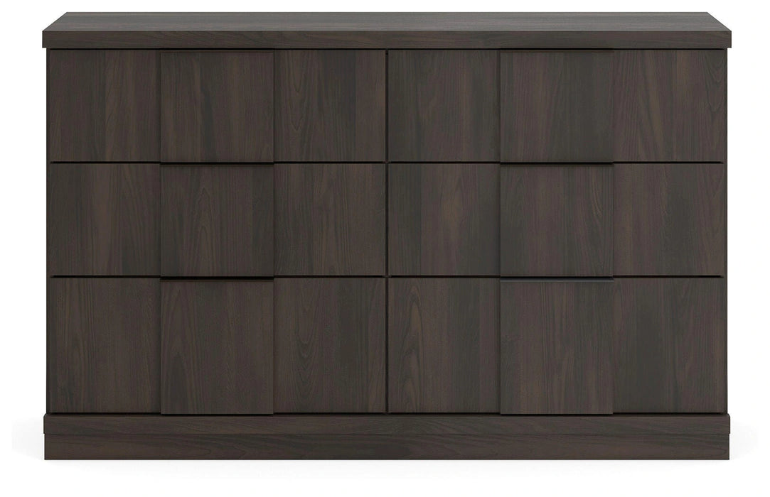 Shaehartin Dresser