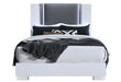 Ylime Smooth White Queen Bed Group