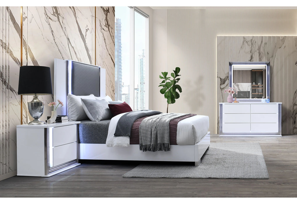 Ylime Smooth White Bed with LED Fully Slatted