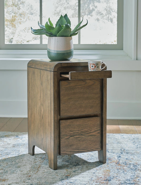 Jensworth Accent Table