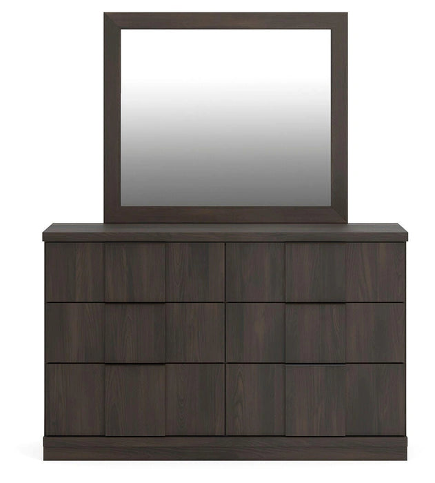 Shaehartin Dresser